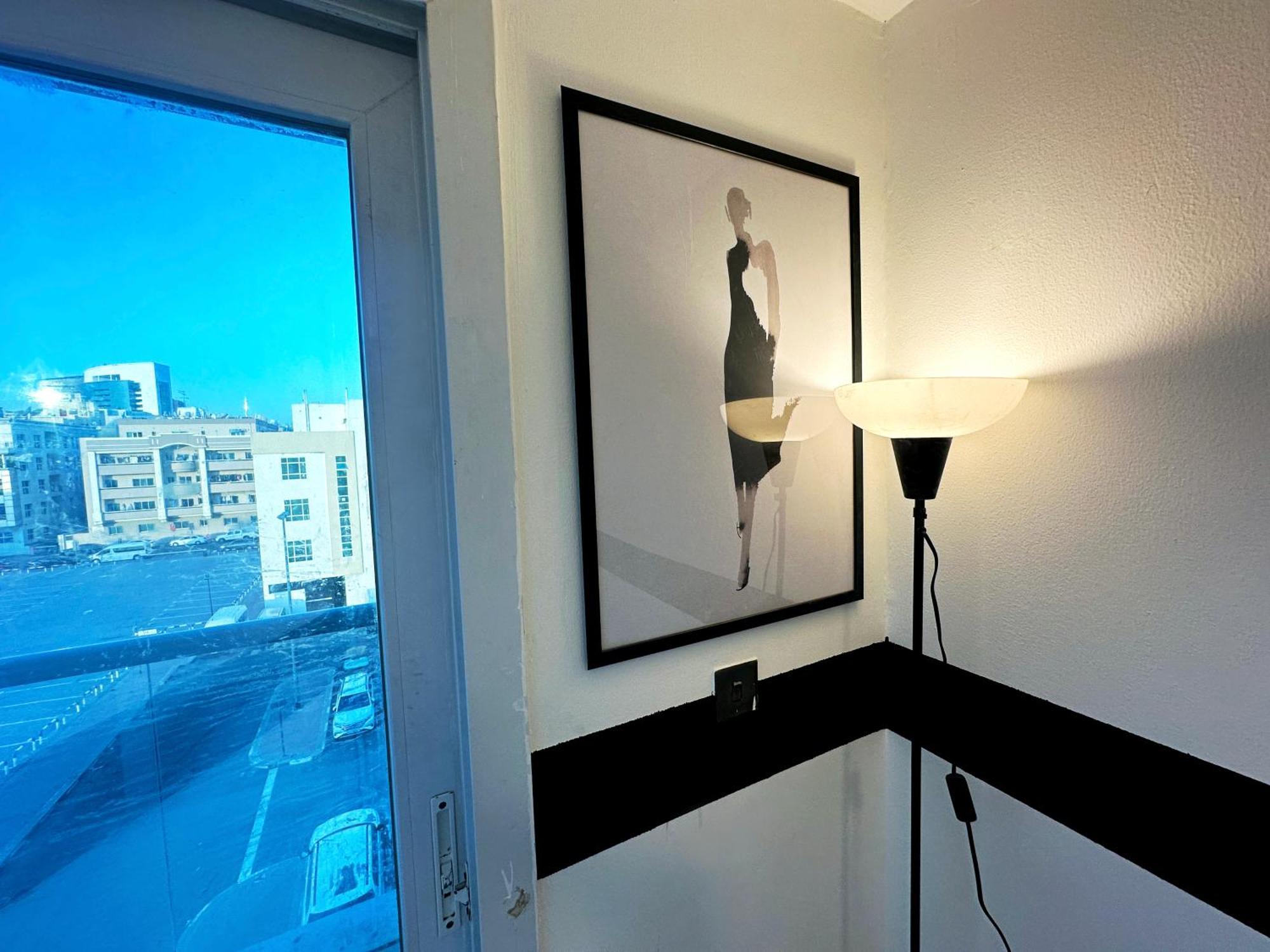 Partition Room In Al Seef Near Burjuman Metro Dubai Esterno foto